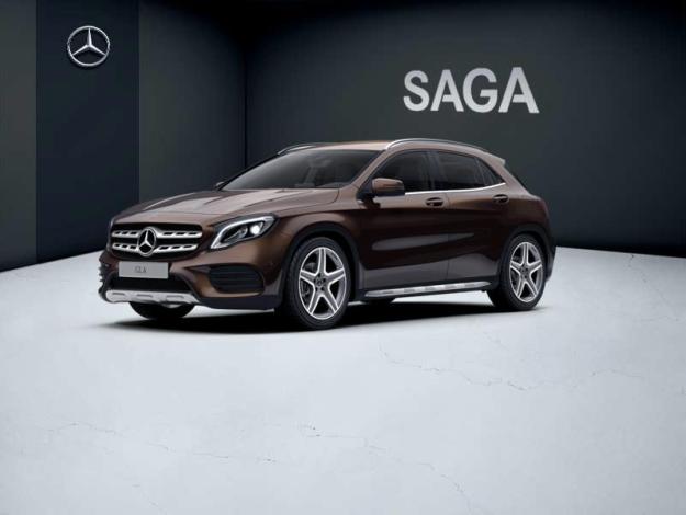 MERCEDES-BENZ GLA 180 Fascination  