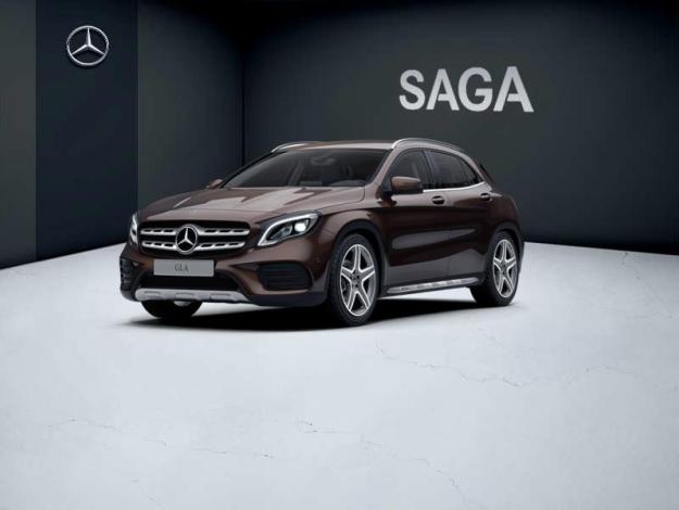 MERCEDES-BENZ GLA 180 Fascination  