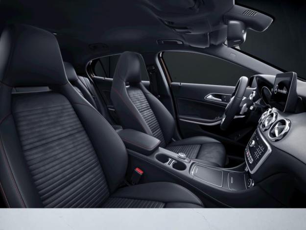 MERCEDES-BENZ GLA 180 Fascination  