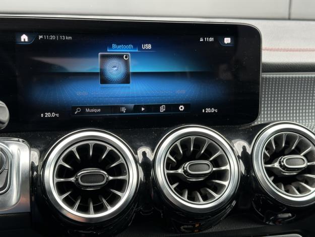 MERCEDES-BENZ EQB 250 AMG Line  