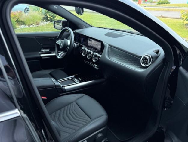MERCEDES-BENZ EQA 250+ Edition  