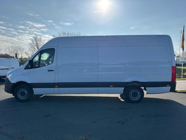 MERCEDES-BENZ Sprinter317 CDI Fourgon 43 3.5t PRO   