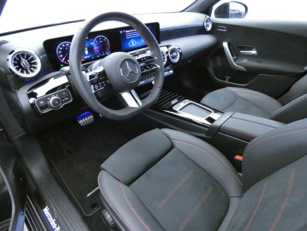 MERCEDES-BENZ Classe A 200 d AMG Line  