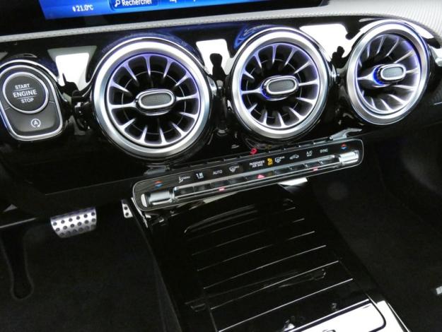 MERCEDES-BENZ Classe A 200 d AMG Line  
