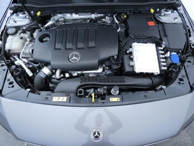 MERCEDES-BENZ Classe A 200 d AMG Line  