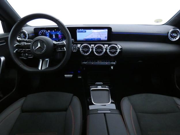 MERCEDES-BENZ Classe A 200 d AMG Line  