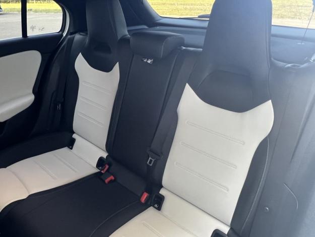 MERCEDES-BENZ Classe A A 200 AMG Line  