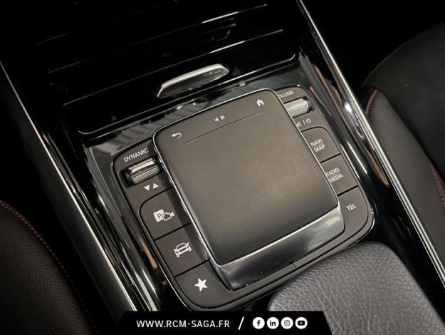 MERCEDES-BENZ GLA 200 d AMG Line  
