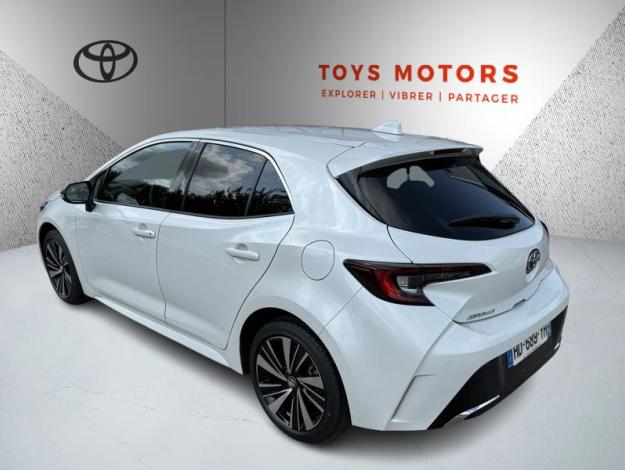 TOYOTA Corolla Hybride 1.8L 140h Design   