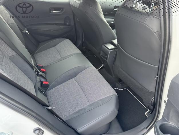 TOYOTA Corolla Hybride 1.8L 140h Design   