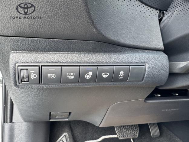 TOYOTA Corolla Hybride 1.8L 140h Design   