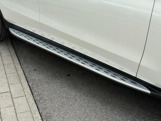 MERCEDES-BENZ GLC 220 d AMG Pack Night Burmester  