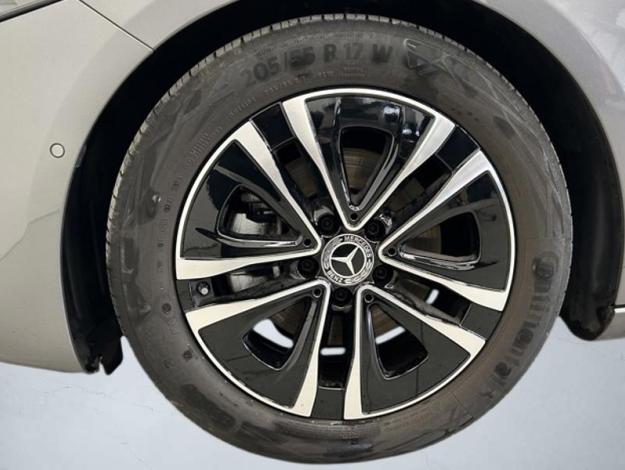 MERCEDES-BENZ A-Klasse A 180 d Berline Business Line