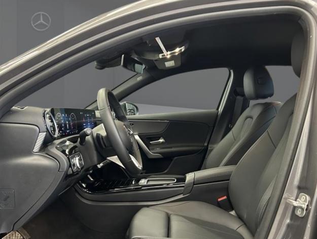 MERCEDES-BENZ A-Klasse A 180 d Berline Business Line