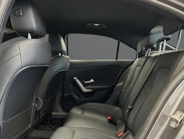 MERCEDES-BENZ A-Klasse A 180 d Berline Business Line