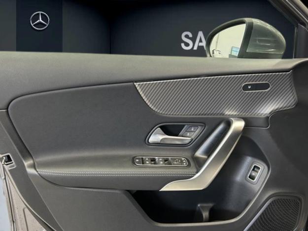 MERCEDES-BENZ A-Klasse A 180 d Berline Business Line