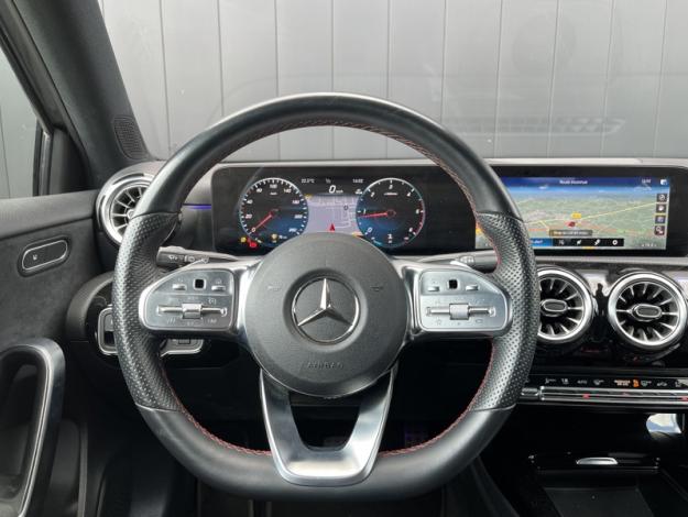 MERCEDES-BENZ Classe A 180 d AMG Line  