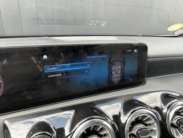 MERCEDES-BENZ Classe A 180 d AMG Line  