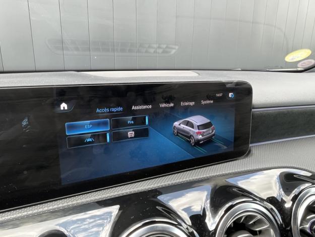 MERCEDES-BENZ Classe A 180 d AMG Line  