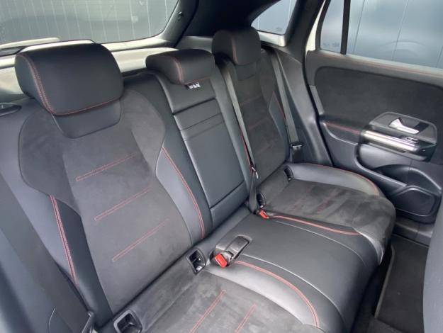 MERCEDES-BENZ EQA 250 AMG Line  