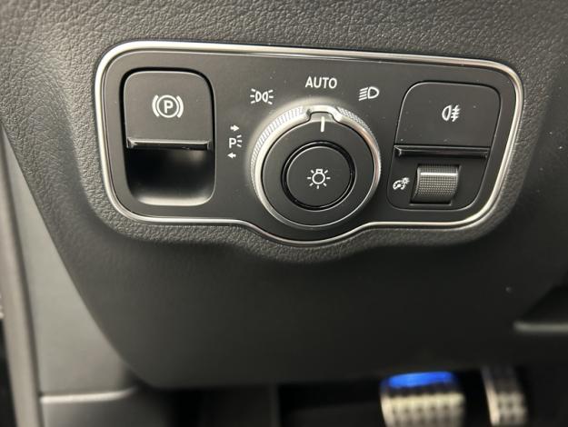 MERCEDES-BENZ GLA 250 e Hybrid EQ AMG Line  GLA 250 e Hybrid EQ AMG Line