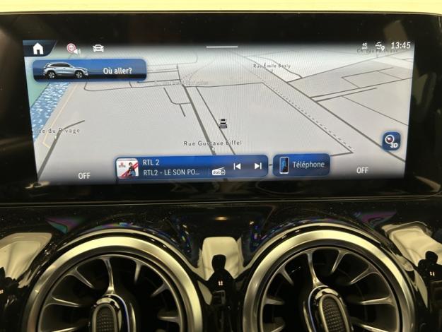 MERCEDES-BENZ GLA 200 d AMG Line  GLA 200 d AMG Line