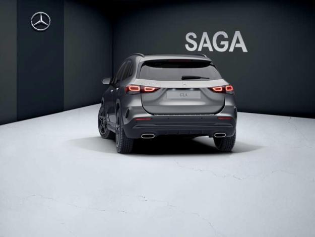 MERCEDES-BENZ GLA 200 d AMG Line  