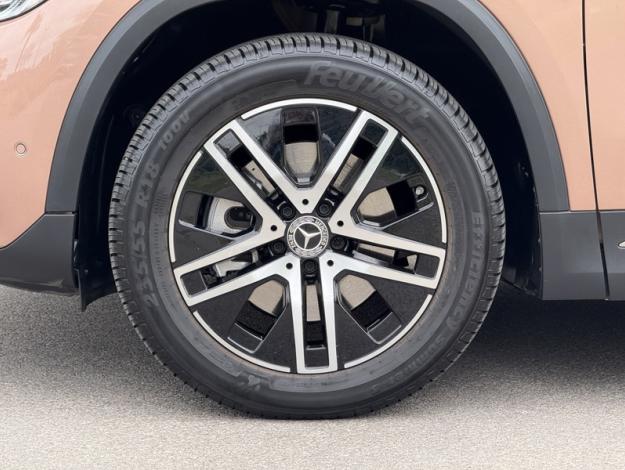 MERCEDES-BENZ GLA 250 e Progressive Line  