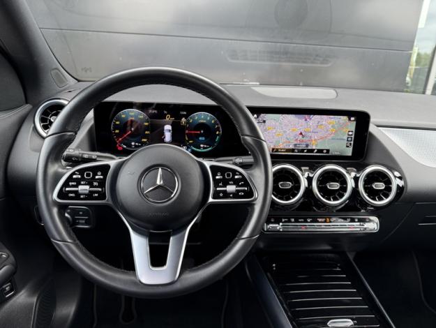 MERCEDES-BENZ GLA 250 e Progressive Line  
