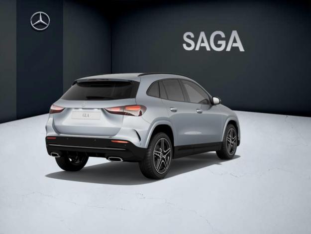 MERCEDES-BENZ GLA 180  