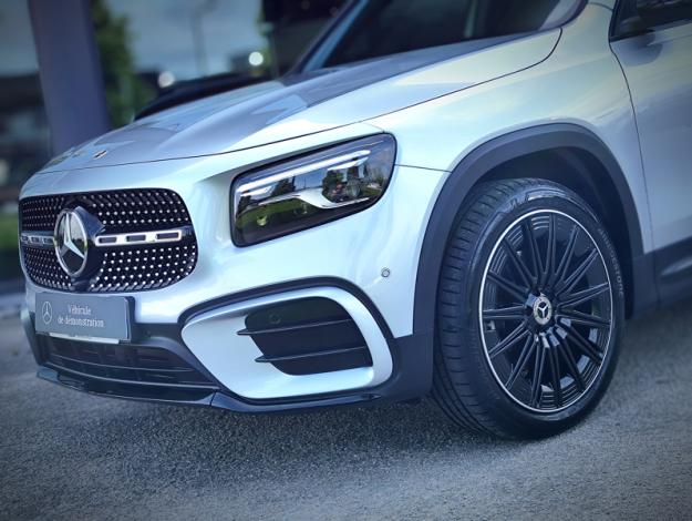 MERCEDES-BENZ GLB 200 d AMG Line  GLB 200 d AMG Line