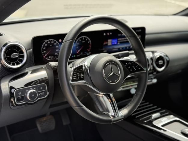 MERCEDES-BENZ A 180 Facelift Business  