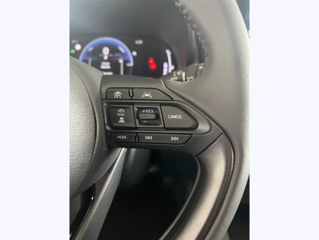 TOYOTA Yaris Hybride Hybride 116h Design  YARIS HYBRIDE 116H DESIGN PACK CONFORT MY25