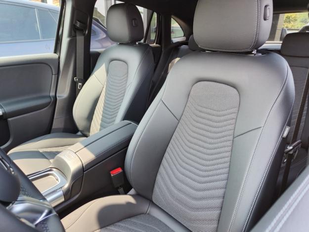 MERCEDES-BENZ GLA-Klasse GLA 250 e Business Line