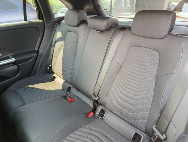 MERCEDES-BENZ GLA-Klasse GLA 250 e Business Line