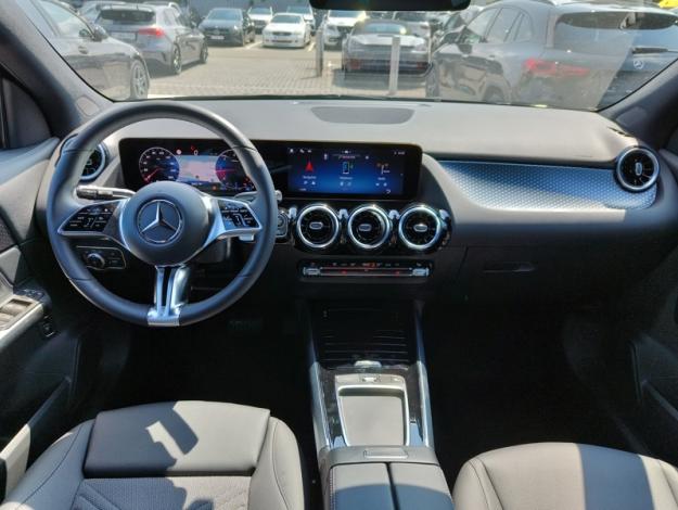 MERCEDES-BENZ GLA-Klasse GLA 250 e Business Line