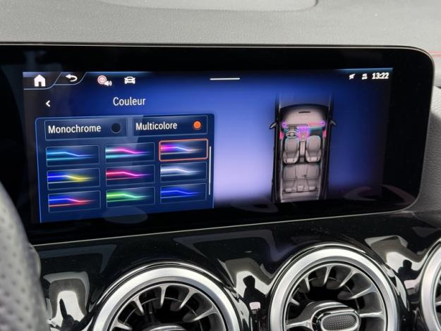 MERCEDES-BENZ EQA 250+ AMG Line  