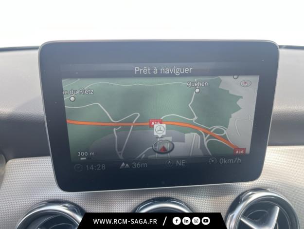 MERCEDES-BENZ GLA 200 d Sensation  