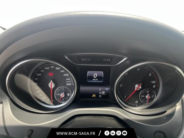 MERCEDES-BENZ GLA 200 d Sensation  