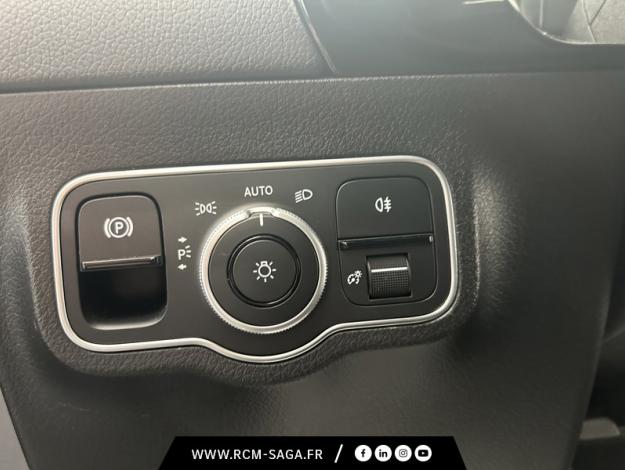MERCEDES-BENZ GLA 200 d AMG Line  