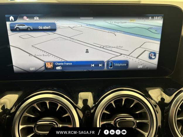 MERCEDES-BENZ GLA 200 d AMG Line  