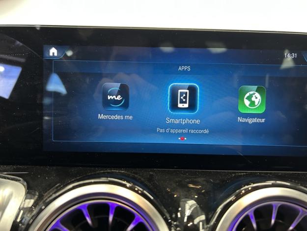 MERCEDES-BENZ EQB 350 4MATIC  7 Places