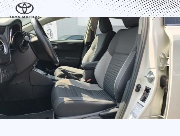 TOYOTA Auris 136h TECHNOLINE  