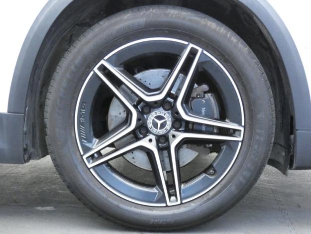 MERCEDES-BENZ GLA 220 d 4MATIC AMG Line  