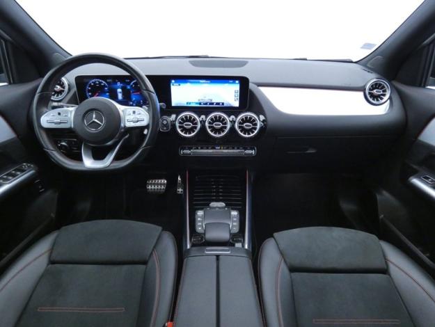 MERCEDES-BENZ GLA 220 d 4MATIC AMG Line  