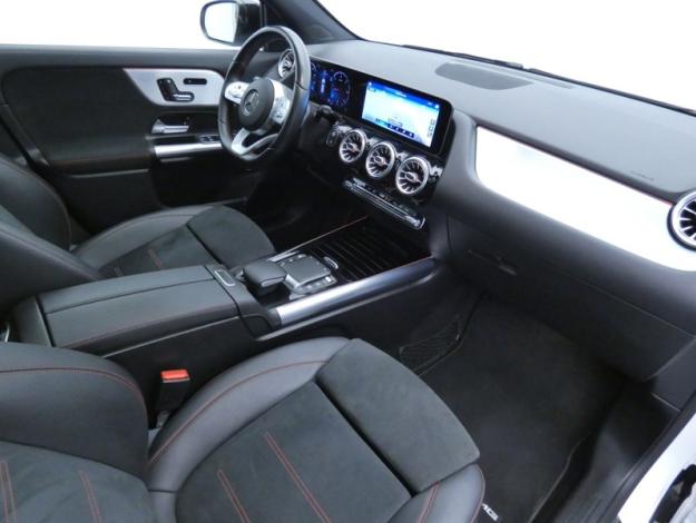 MERCEDES-BENZ GLA 220 d 4MATIC AMG Line  