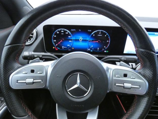 MERCEDES-BENZ GLA 220 d 4MATIC AMG Line  