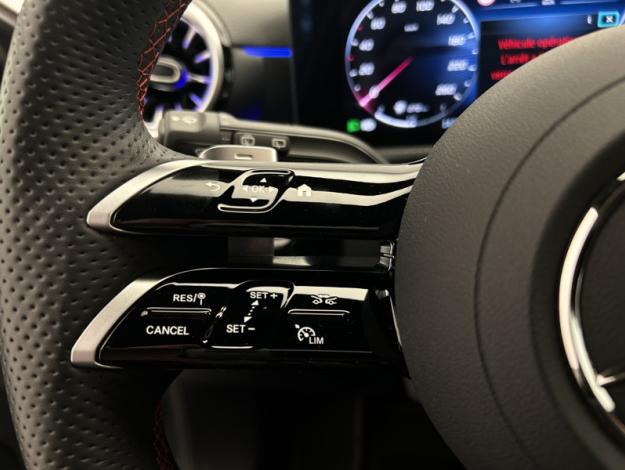 MERCEDES-BENZ Classe A 180 AMG Line  