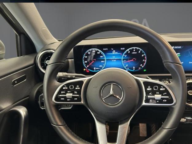 MERCEDES-BENZ Classe A A 180 Compacte