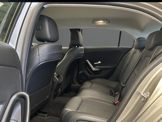 MERCEDES-BENZ Classe A A 180 Compacte